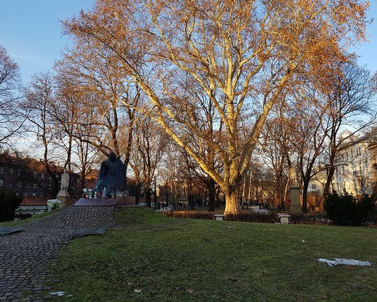 Kościół archiprezbiterialny pw. Wniebowzięcia NMP